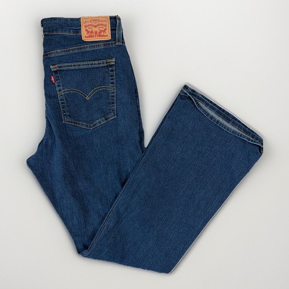Levi Strauss 726 High Rise Flare Dark Wash Jeans Women’s Waist 32 Inseam 31"